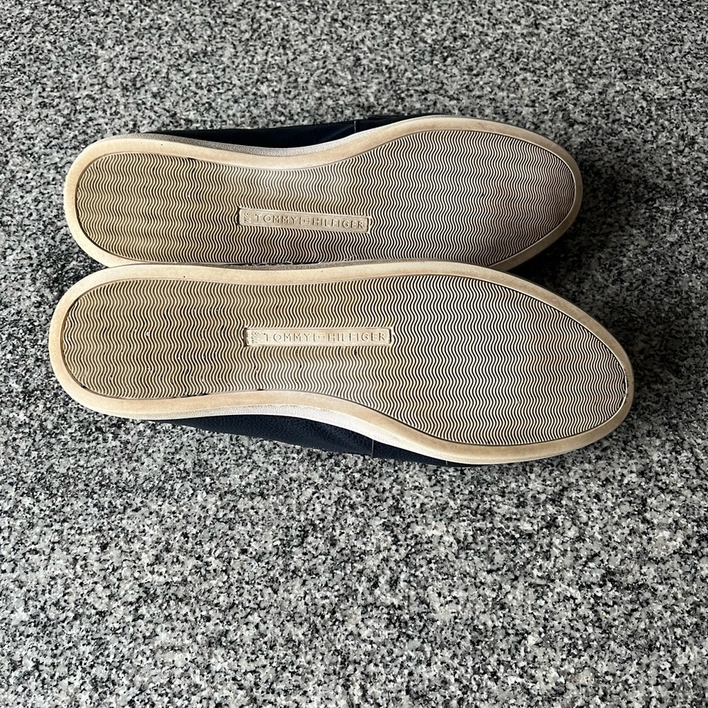 Tommy Hilfiger navy blue loafers GUC - Picture 2 of 4